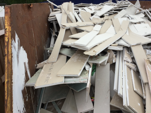 British Gypsum and Barratt Developments – New Plasterboard Size Reduces Waste and Saves Money